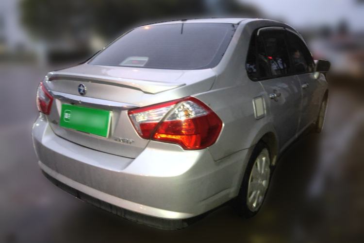 Used Venucia D50 2013 1.6L Manual Fashion Edition Rear Right 45 Deg