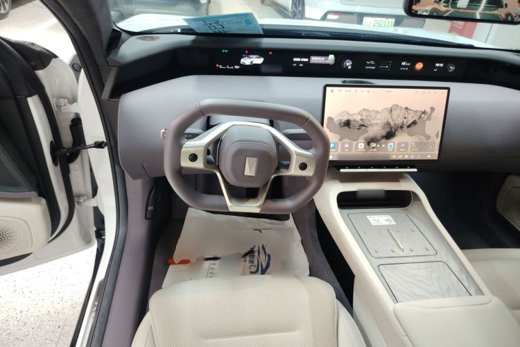 Used Avatr 12 2023 700 Three-Laser Rear-Wheel Drive Luxury Edition
