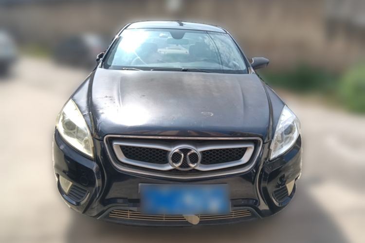 Used BAIC Senova D50 2014 1.5L manual standard version Front