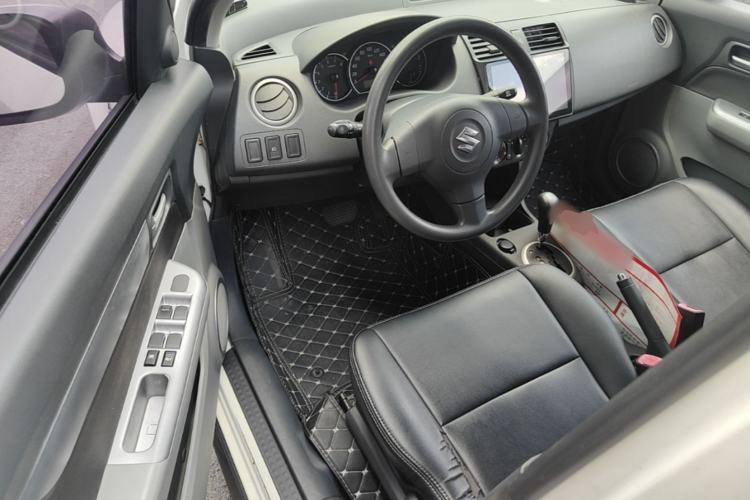 Used Suzuki Swift 2014 1.5L Automatic Fashion Edition
