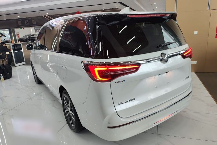 Used Buick GL8 2023 ES Lu Zun Deluxe and Yue Edition
