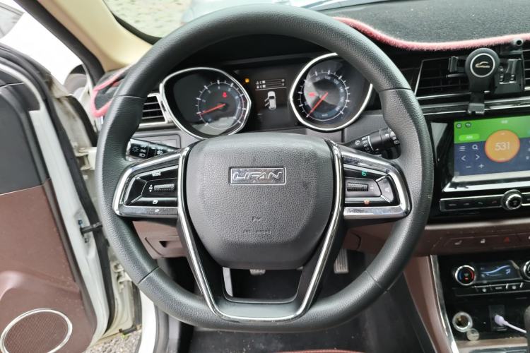 Used Lifan Auto Myway 2016 1.5L Manual Elite Version Steering Wheel