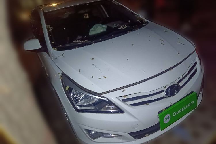 Used Hyundai Verna Ray 2014 1.4L Automatic GLX
