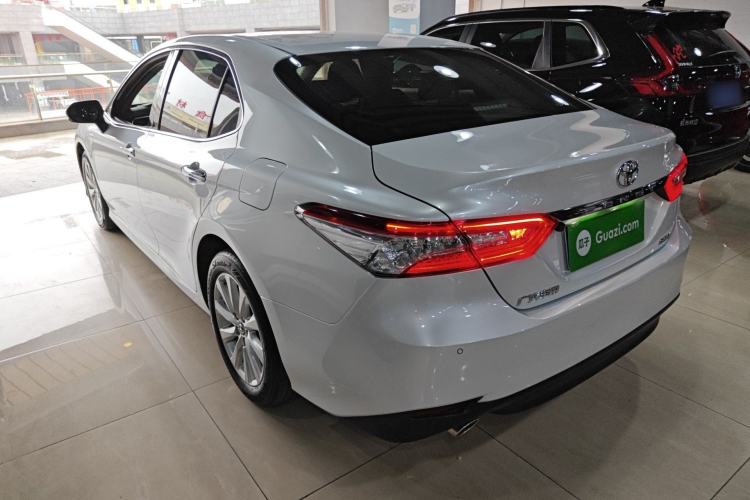 Used Toyota Camry 2019 Revised Version 2.0G Luxury Edition
