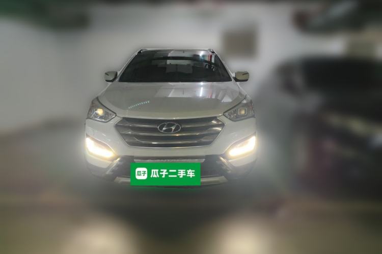 Used Hyundai Santa Fe 2015 2.0T Automatic 4x4 Top-Grade 7-Seater
