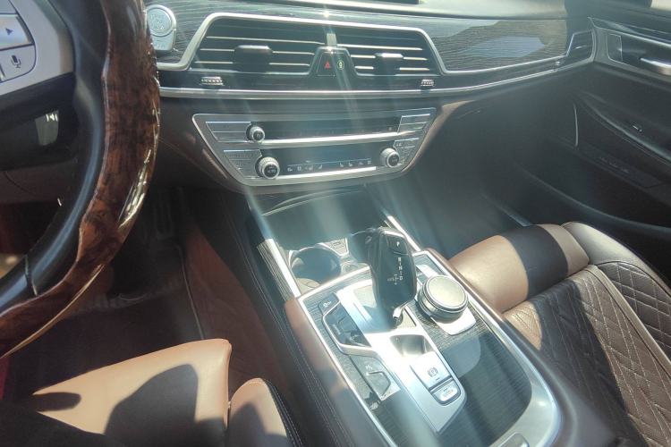 Used BMW 7 Series 2021 740Li Leading Edition Luxury Package