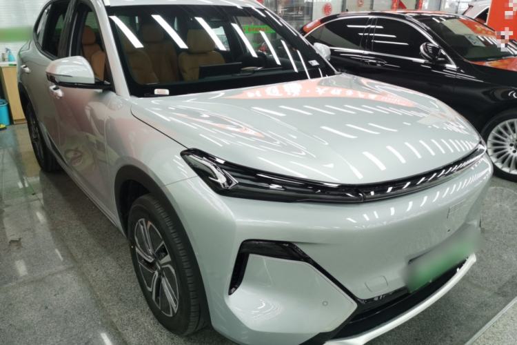 Used Geely Galaxy Xingjian 7 EM-i 2025 55km Exploration Edition Front Right 45 Deg