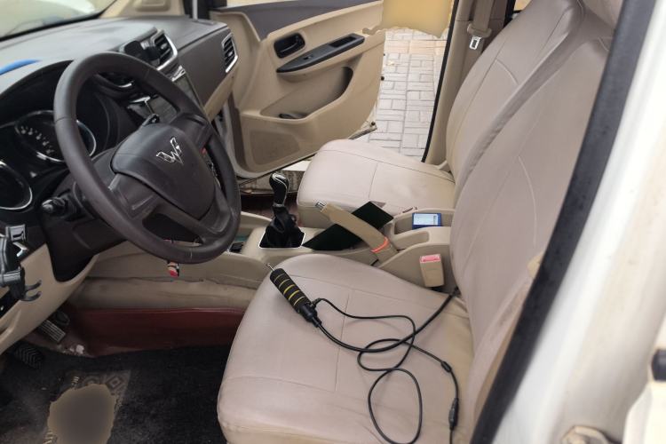 Used Wuling Hongguang 2015 1.5L S1 Standard China V-Emission Standards
