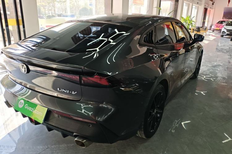 Used Changan UNI-V 2023 1.5T Prestige Model
