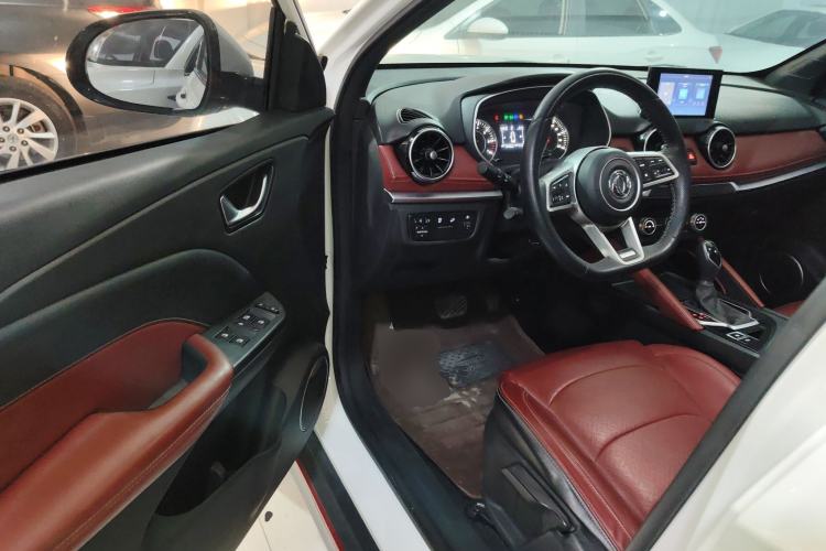 Used Dongfeng Fengon 500 2022 1.5L CVT Luxury Edition Interior 3