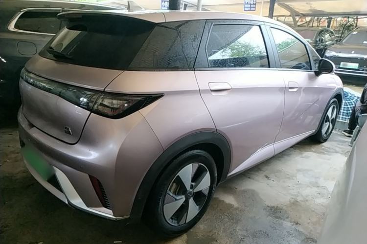 Used BYD Dolphin 2023 420 km Fashion Edition
