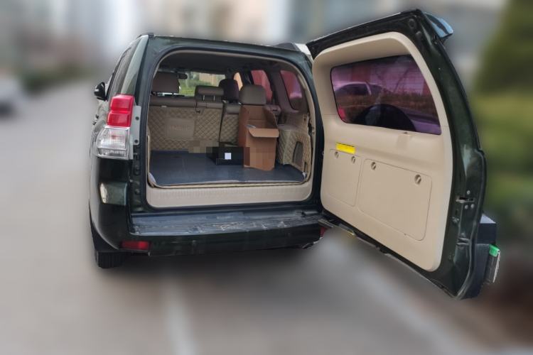 Used Toyota Prado 2010 2.7L Automatic U.S. Specification
