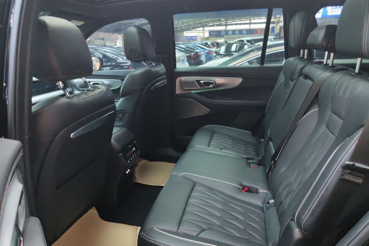 Used GAC Trumpchi GS8 2022 Flagship Series 2.0 TGDI Two-Wheel-Drive Prestige Edition (7 Seats)
