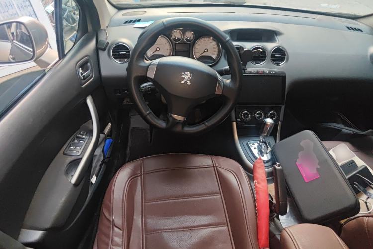 Used Peugeot 408 2013 2.0L Automatic Comfort Edition Steering Wheel