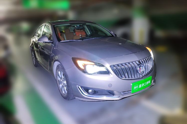 Used Buick Regal 2014 2.0L Leading Fashion Edition Front Right 45 Deg