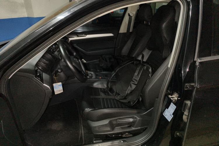 Used Volkswagen Magotan 2017 330TSI DSG Comfort Model Left Front Seat