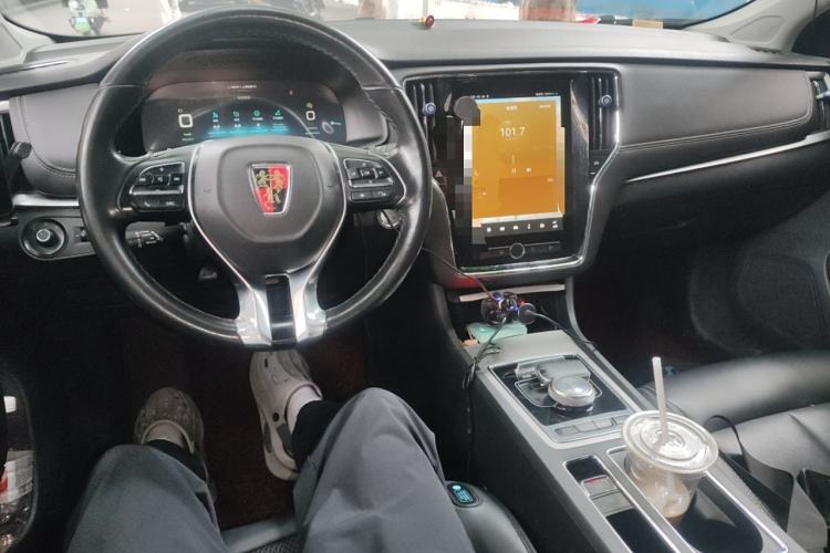 Used Roewe i6 New Energy 2017 45T Hybrid Connect & Smart Enjoyment Edition
