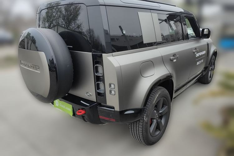Used Land Rover Defender 2025 110 3.0T P400 X Rear Right 45 Deg
