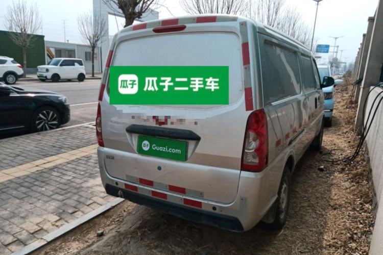 Used Wuling EV50 2022 Affordable Model Anchi with 35.904 kWh
