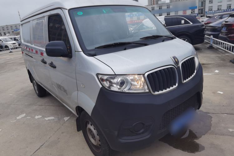 Used Jinbei Hiace X30 2023 1.5L Super-Enjoyment Van 2/5 Seats Non-Air-Conditioned Version SWC15M Exterior 1