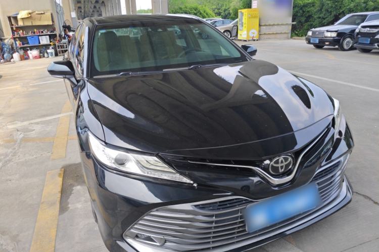 Used Toyota Camry 2018 2.0G Luxury Edition
