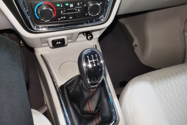 Used Jinbei New Hiace X30L 2018 1.5L Wealth Edition DLCG14
