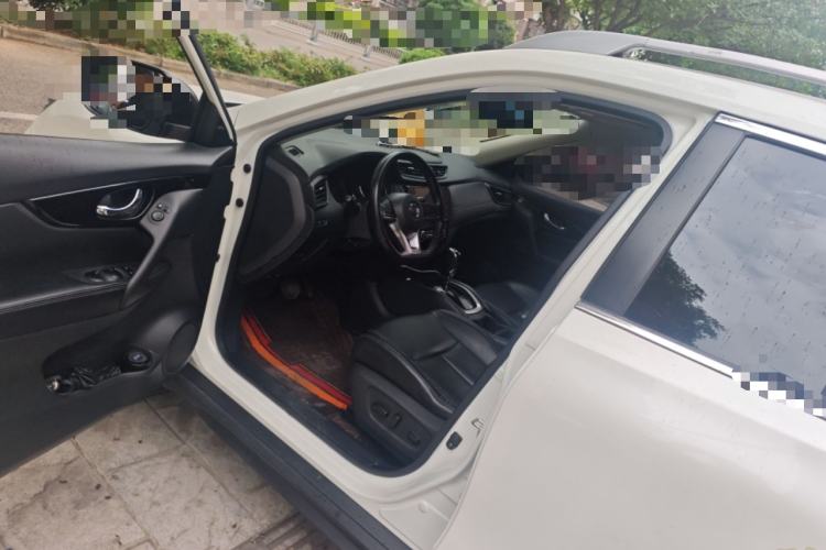 Used Nissan X-Trail 2019 2.0L CVT Smart Connect Comfort Edition 2WD Driver Seat