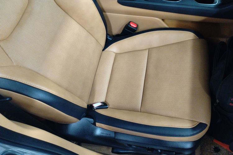 Used Lexus RZ 2023 450e All-Wheel Drive Luxury Edition Right Front Seat