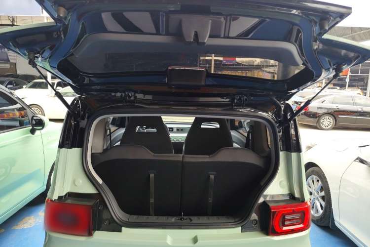 Used Wuling Hongguang MINIEV 2022 Macaron Premium Model – Lithium Iron Phosphate