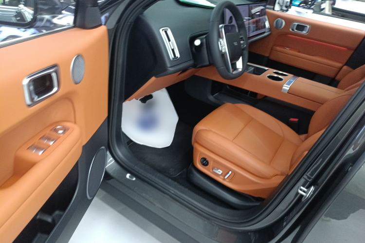 Used Li Auto L6 2025 Pro Smart Refresh Edition Driver Seat