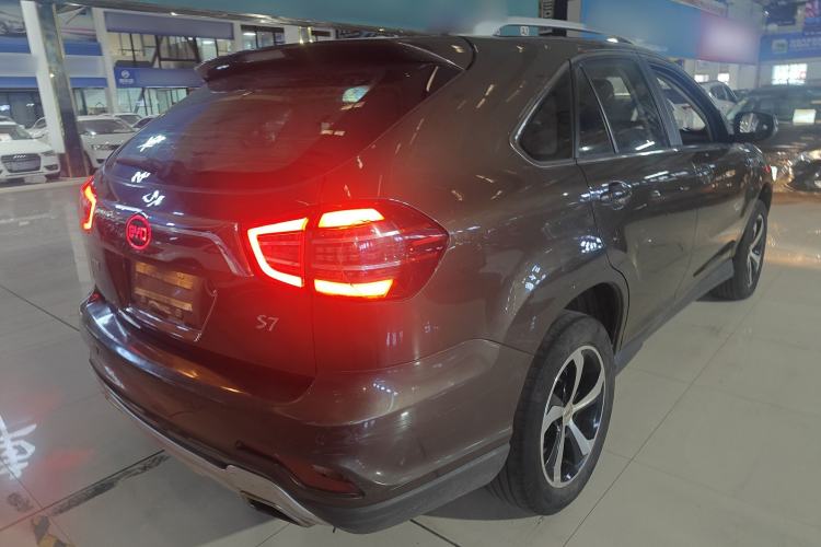 Used BYD S7 2017 2.0T Automatic Luxury Model Rear Right 45 Deg