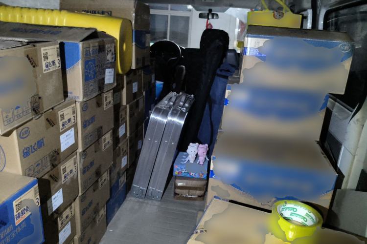 Used Foton Toano 2020 2.5T Manual Tongtu Short Wheelbase Mid-Roof 5/6-Seater 4J25TC3 Left Rear Seat