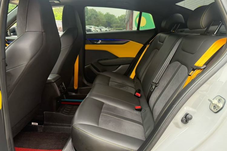 Used Dongfeng Aeolus Yixuan 2023 Mach Edition 1.5T Automatic Pursuit Rider Version Interior 4