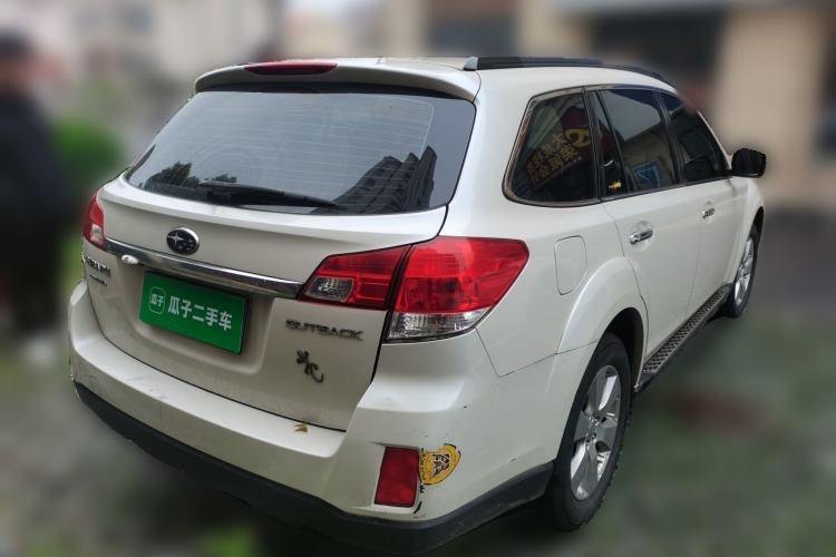 Used Subaru Outback 2012 2.5i Sport Navigation Edition Rear Right 45 Deg