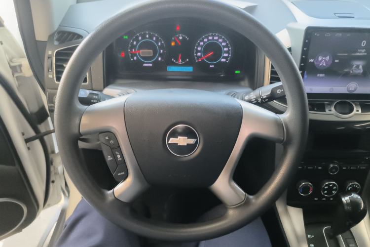 Used Chevrolet Captiva 2014 2.4L Two-Wheel Drive Urban Version 7 Seats
