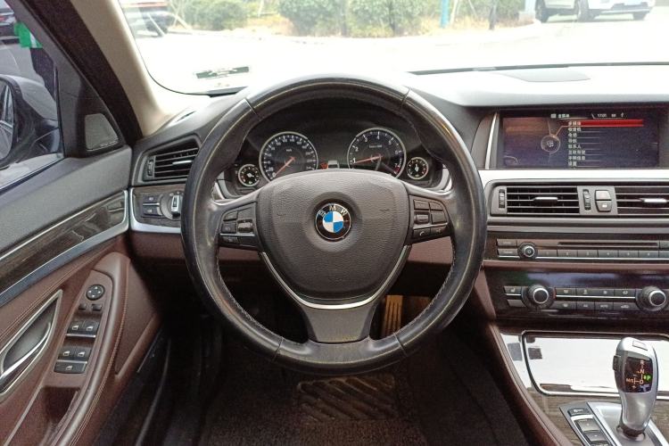 Used BMW 5 Series 2017 525Li Luxury Design Package
