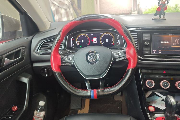 Used Volkswagen T-ROC 2020 280TSI DSG Two-Wheel-Drive Luxury Version