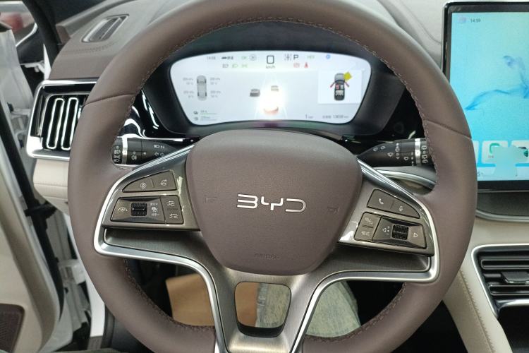 Used BYD Song PLUS New Energy 2025 DM-i 160KM Flagship PLUS Steering Wheel