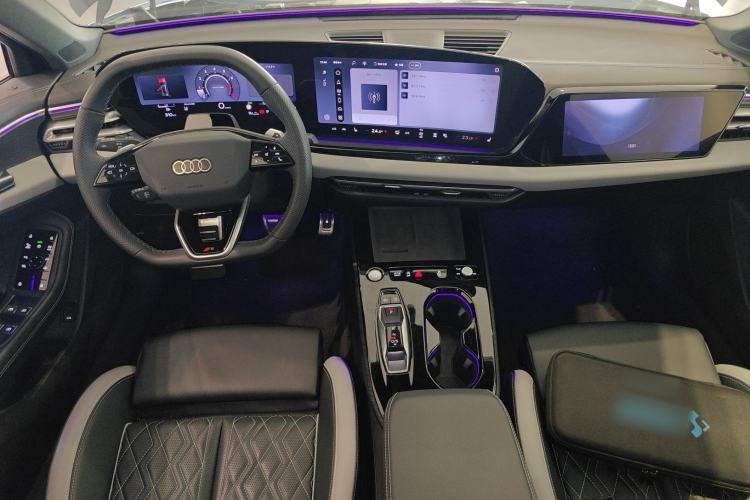 Used Audi A5L 2026 2.0T Sport Plus Center Console