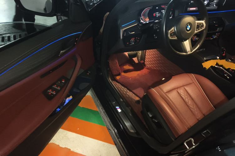 Used BMW 5 Series 2021 530Li Leading Model M Sport Package Driver Seat