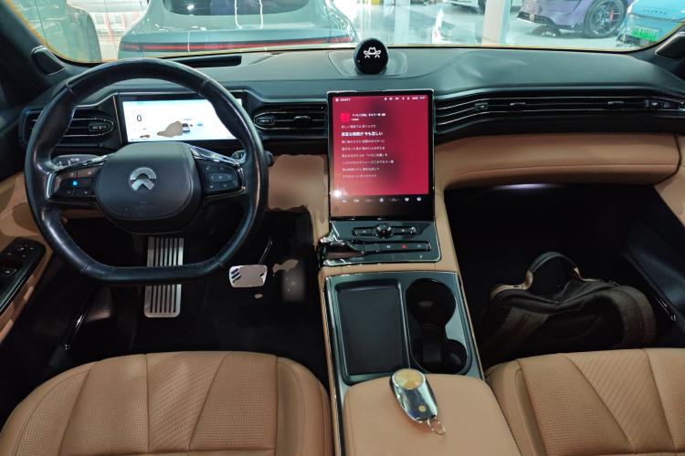 Used Nio ES8 2020 580 km Range Signature Edition Six-Seater Version Center Console