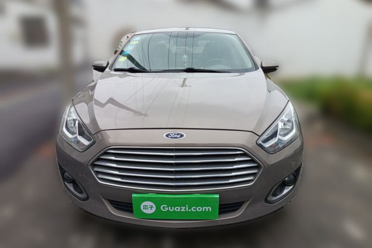 Used Ford Escort 2015 1.5L Automatic Fashion Model
