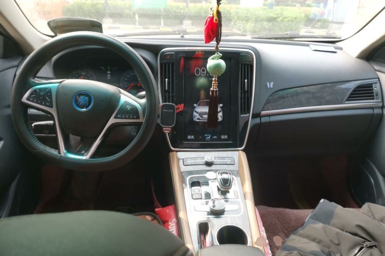 Used BYD Qin New Energy 2017 1.5T Luxury Model
