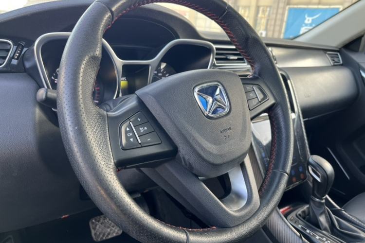 Used JMC Yusheng S330 2017 1.5L GTDi Automatic Two-Wheel Drive Midnight Edition