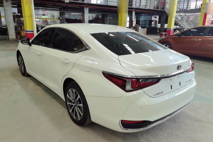 Used Lexus ES 2022 200 Excellence Edition
