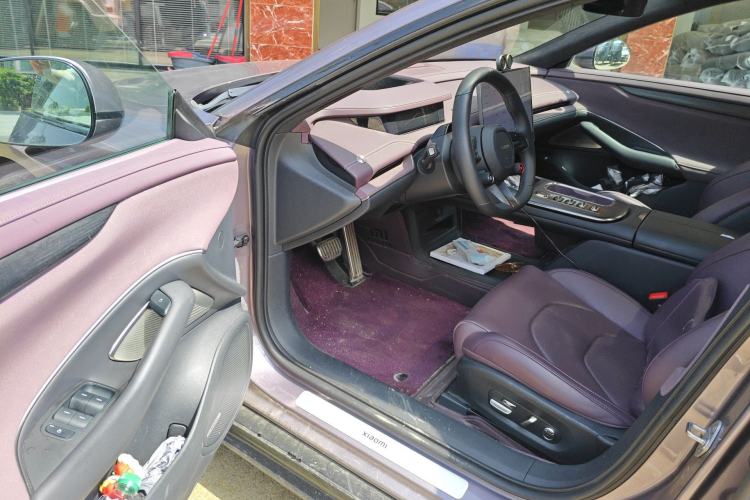 Used Xiaomi Auto SU7 2024 Four-Wheel Drive Ultra-Long Range Advanced Intelligent Driving Max Edition Driver Seat