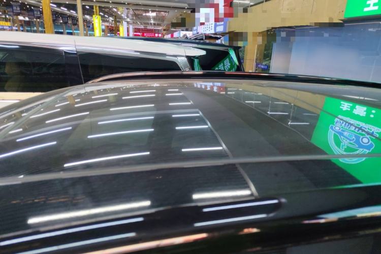 Used VOYAH FREE 2025 318 259 km All-Wheel-Drive Exploration Edition