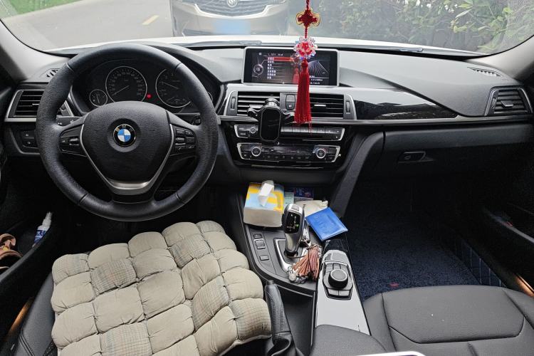 Used BMW 3 Series 2017 320Li Fashion Model
