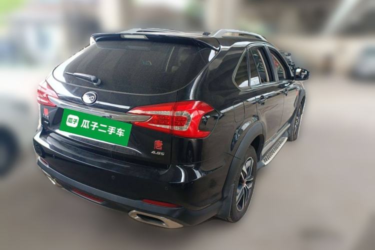 Used BYD Tang New Energy 2015 2.0T Four-Wheel-Drive Flagship Model
