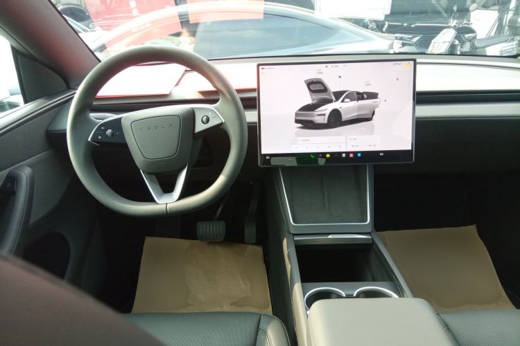 Used Tesla Model Y 2026 Rear-Drive Model